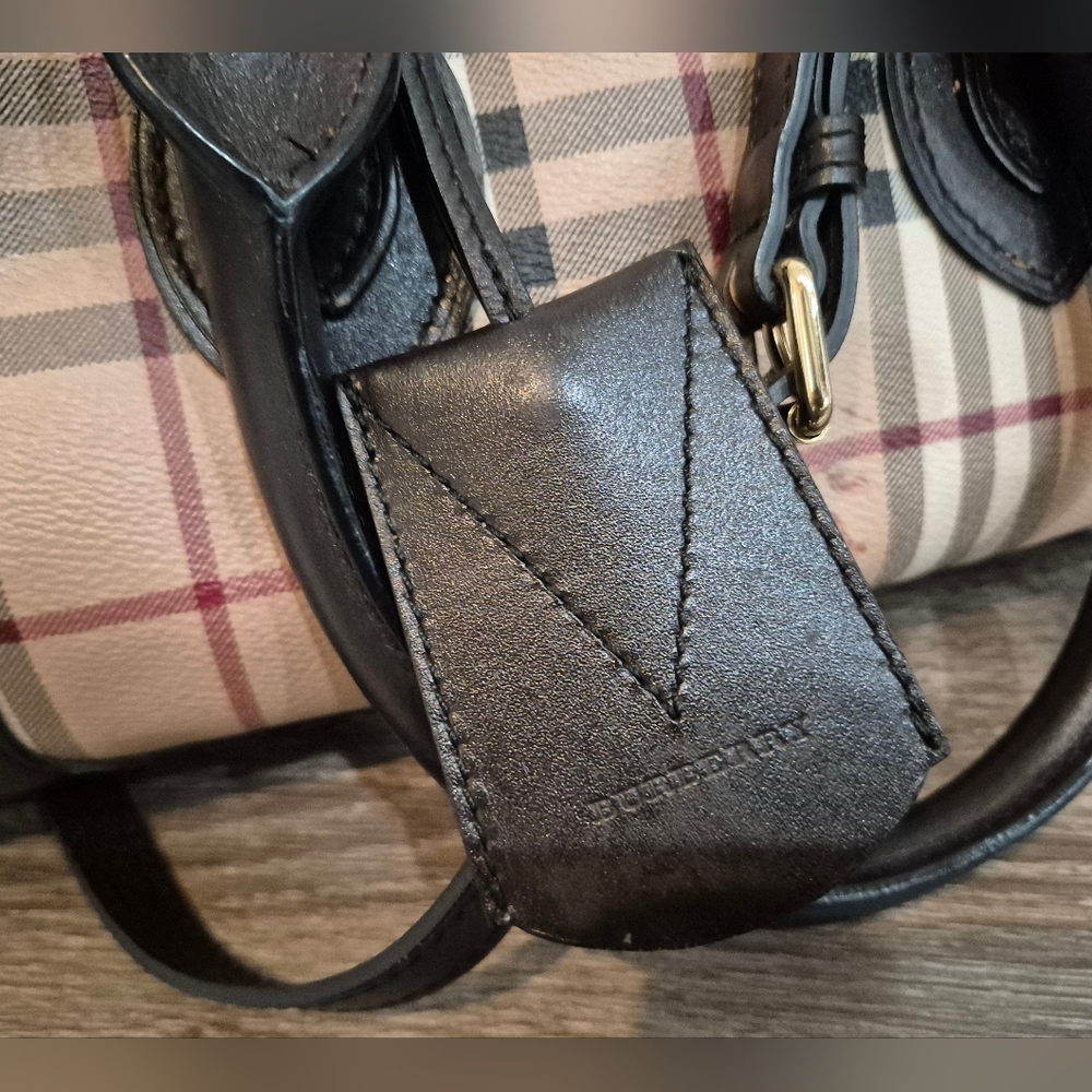 BURBERRY Haymarket Check  Satchel Bag Like New Condition - Picture 5 of 14